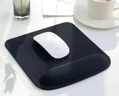 Mouse Pad with Wrist Rest Black Gel Support Anti-Slip Mat for Laptop PC NEW UK - Image 1 of 4