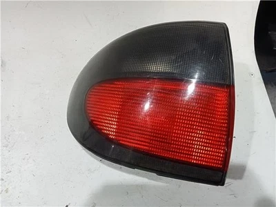 37390999 LAMPADA POSTERIORE SINISTRA / 28982 PER RENAULT MEGANE I CLASSIC LA0 - Immagine 1 di 4