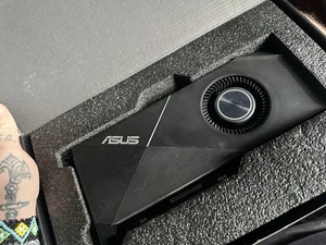 ASUS NVIDIA GeForce RTX 2080 Ti - Picture 1 of 6