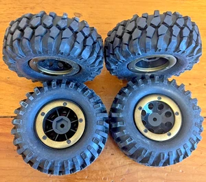 4 Red Cat 1/16 Everest Crawler Wheels and Tires / with bumper bag...Last parts ! - Picture 1 of 3