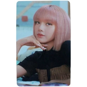 BLACKPINK Lisa - BLACKPINK: THE GAME Photocard Set No.2 "OFF" Ver. Card #02 - Picture 1 of 2