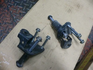 Kawasaki Ninja 650 EX650 2016 16 par de soportes de motor delanteros - Imagen 1 de 1