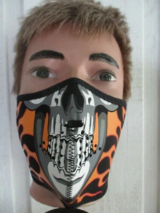 BIKER FLAMES SKULL HALF FACE MASK NEOPRENE REVERSE BLACK HUNTING CAMPING SKING - Imagen 1 de 12
