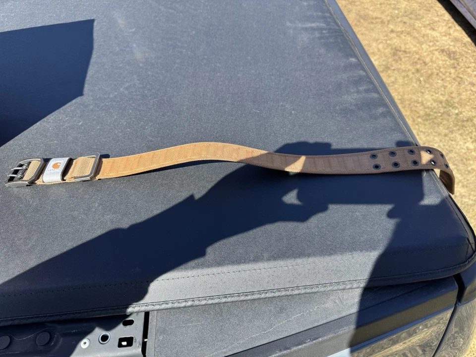 Carhartt Wide  Nylon  Dog Collar Brown. Reflective Logo Sz: Large  20”-25”. - Image 1 of 1