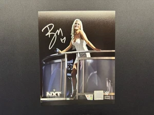 Foto autografa firmata BLAKE MONROE 8x10 WWE autentica FANATICI nxt - Foto 1 di 6