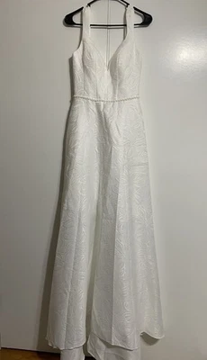 AIME Medium Luxury Wedding Dress Bride Sleeveless Lace A-Line Bridal Gown White - Image 1 of 4