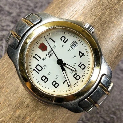 Victorinox Swiss Army Hombres Oficiales Tono Plata Cuarzo Analógico 40mm Reloj 7 1/2" Foto 1 de 4