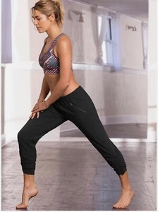 Pantalón negro al tobillo Athleta 0 Aspire XXS ligero para mujer # 983350 Jogger Active - Imagen 1 de 18