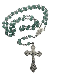 Vintage Stunning Rosary Necklace Green Glass Beads Complete - Imagen 1 de 4