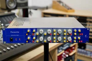 Focusrite ISA 215 Dual Mono Mic Pre and Equalizer - Picture 1 of 2