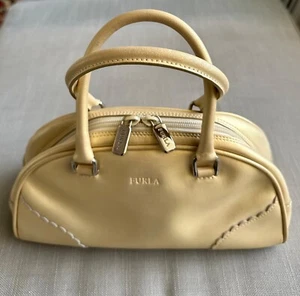 Vintage FURLA Handbag Gold Leather Soft Top Handles Zip Top Dust Bag Clean Italy - Picture 1 of 18