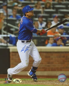 WILMER FLORES SIGNED NEW YORK METS 8" x 10" PHOTO MAB CELEBRITY HOLOGRAM AUTO - Picture 1 of 1