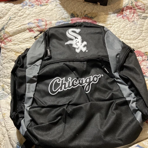 Chocago White Sox Backpack Black/Gray 16"x12" NWOT Cover