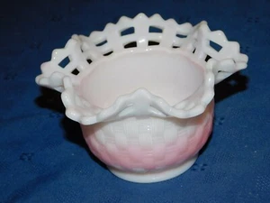 Fenton Pink White Slag Glass Basket Weave Lattice Edged Bowl Signed Don Fenton - Picture 1 of 3