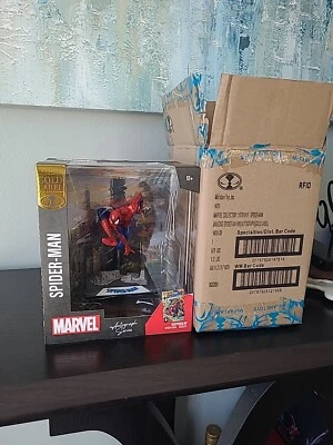 Serie de autógrafos Marvel Spider-Man Figura Estatua Todd McFarlane Firmada Sin usar, en caja sellada Nueva Foto 1 de 4