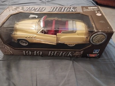 MotorMax 1949 Buick Roadmaster Convertible 1:18 Scale - Image 1 of 4