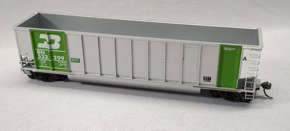 HO Scale  Walthers  BURLINGTON NORTHERN  Bethgon ~ Coal Porter   BN 533299 - Image 1 of 4