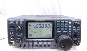 Icom IC-746S HF 50/144MHz All-Mode Transceiver with Auto Tuner & Mic, Power Cab - Zdjęcie 1 z 5