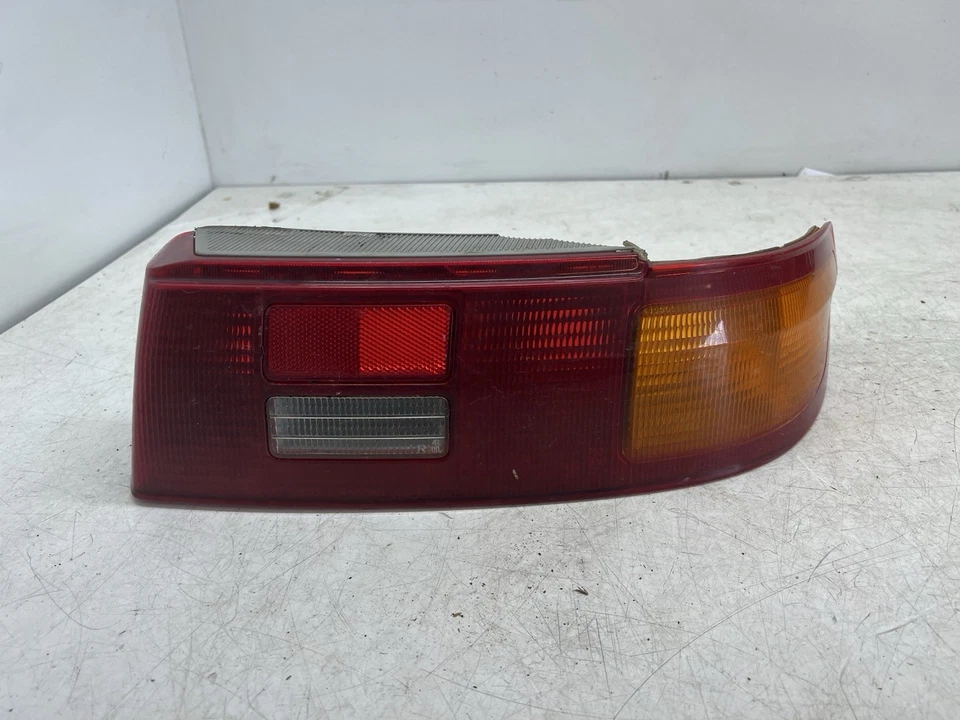 LÁMPARA LUZ TRASERA DERECHA LADO CONDUCTOR TOYOTA PASEO GENUINA 1995-99 Foto 1 de 4