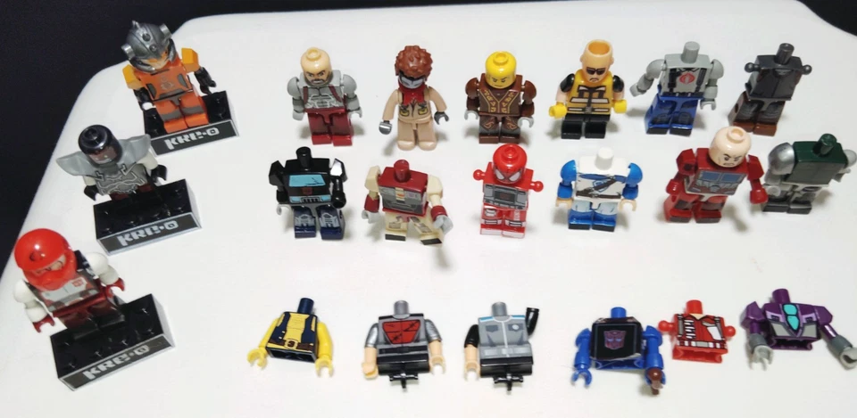 Kre-o Transformers Sandstorm figures - Image 1 of 3