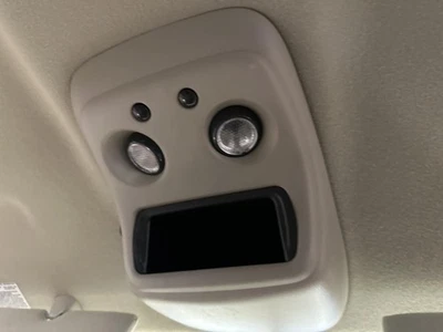 CHEVROLET SILVERADO 3500 PICKUP 2003-2006 FRONT ROOF CONSOLE  Foto 1 de 4