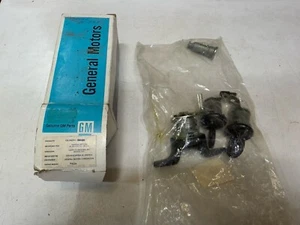 Nos Trunk Lock Cylinder for Chevy S10 Blazer GMC Jimmy Oldsmobile Bravada - Picture 1 of 8