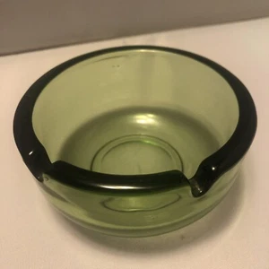 Vintage Mid Century Modern 2 Slot Green Glass Ashtray Small 3.75" Round Heavy - Picture 1 of 4