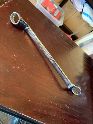 MATCO RBDL2022 5/8" &11/16" 12 POINT OFFSET BOX END WRENCH MADE IN USA - Image 1 of 4