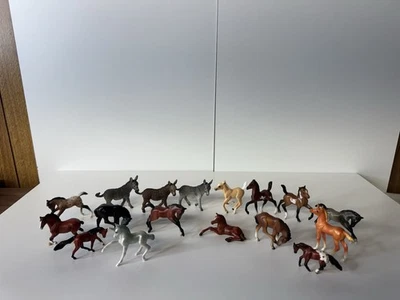Lot Of 17 Breyer Mine 14 Horses and 3 Donkeys - Image 1 of 4