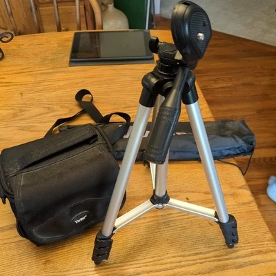 Vivitar Camera Case & Tripod Mid2810519 With Level And Adjustible Carrying Bag  - Image 1 of 4