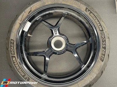 Rueda trasera Ducati Monster 1200 S 2015 negra abollada y rayada OEM 17M/C × MT600 Foto 1 de 4