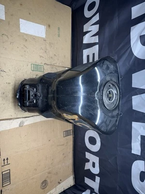 Depósito de tanque de gasolina OEM Honda CBR600RR CBR600 CBR 600 07 08 09 10 11 12 Foto 1 de 4