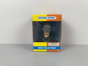 🦍 Uni-Minis® Genuine Universal Studios Mini Collectible King Kong Figurine - Picture 1 of 5