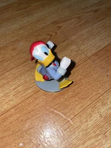FIGURA DE JUEGO DE PATO DISNEY DONALD de colección de 3 pulgadas Topper para pastel - Imagen 1 de 1