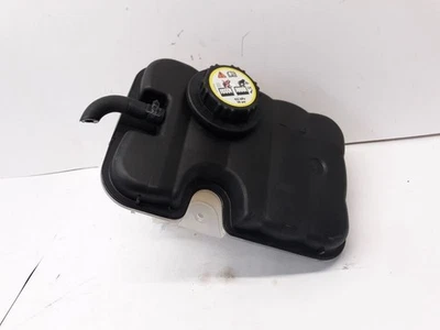 Coolant Reservoir Fits 03-11 CROWN VICTORIA 75599 - Image 1 of 4