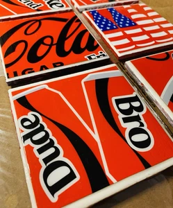 Fliesenuntersetzer 4 Stück Set Coke Coca-Cola Motto Upcycling Soda Box Handarbeit - Bild 1 von 6
