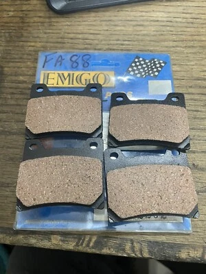 Pastillas de freno Yamaha XV1000, RZ500, RZ350, RZ250, VMax 1200, FZ, FZX, FA88 Foto 1 de 3