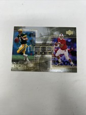 2000 Upper Deck Pros & Prospect Mirror Image Brett Favre / Chris Redman Card #M6