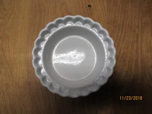 Cajón y barril blanco Indiv Tart Pie Quiche Baker 6" 1 ea 1 disponible - Imagen 1 de 3
