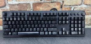 CORSAIR K70 RGB PRO Mechanical Gaming Keyboard | Smooth & Hyper Fast - Afbeelding 1 van 7
