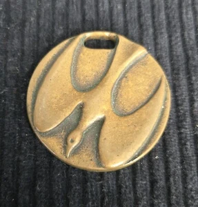 ➔ Kettenanhänger TAUBE ➔ Pin / Anstecknadel *aus Sammlung* 16728 - Picture 1 of 2