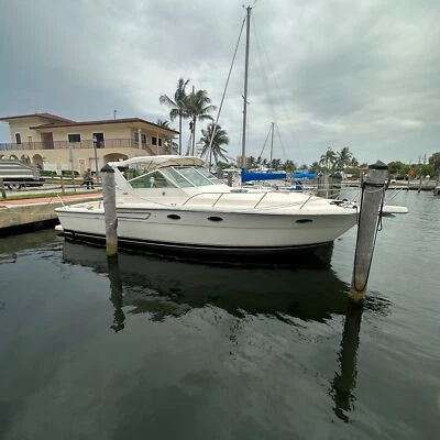 1995 37 Ft Tiara Yachts Cruiser - Image 1 of 4