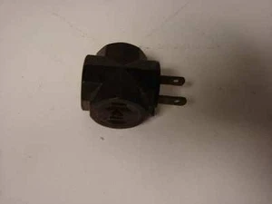 Leviton Triple Salida Marrón 2 Alambres Hecho en EE. UU. Vintage - Imagen 1 de 1