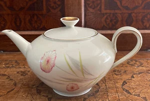 Z & Co Tirschenreuth Bavaria Germany Coffee or Tea Pot MCM, Flower Design - Picture 1 of 12