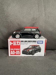 Tomica 1/57 scale BLACK/RED MINI JONH COOPER WORKS JCW CUSTOM SILVER WHEEL SWAP - Picture 1 of 13