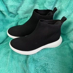 Vivaia extra bequeme atmungsaktive Slipper Socken Stiefel Damen 8  - Bild 1 von 10