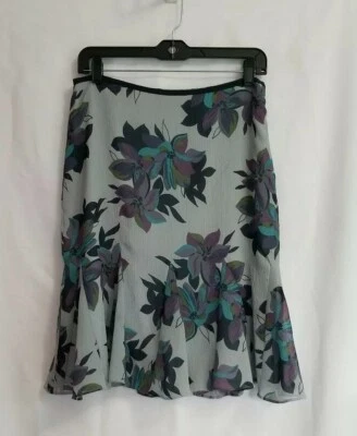 Falda para mujer Axcess verde menta fluida estampado floral cremallera lateral y forro talla 6 Foto 1 de 4