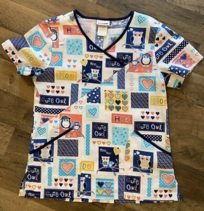 Scrub Star - Women’s Scrubs Short Sleeve Top - Size XS - White Blue Owl Pattern - Picture 1 of 5