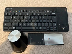 Samsung Smart Wireless Keyboard Vg-KBD1000 with Remote - Picture 1 of 4