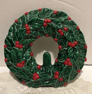 Vintage Ceramic Christmas Wall Display Holly & Berry Wreath 1980'S MOLD - Picture 1 of 3